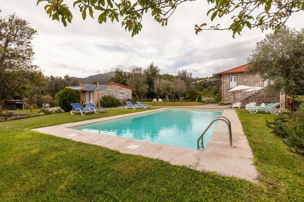 Eido Do Carvalhoso - Casa De Campo Em Аркуш-ди-Валдевеш Экстерьер фото
