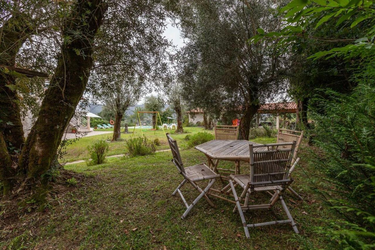 Eido Do Carvalhoso - Casa De Campo Em Аркуш-ди-Валдевеш Экстерьер фото
